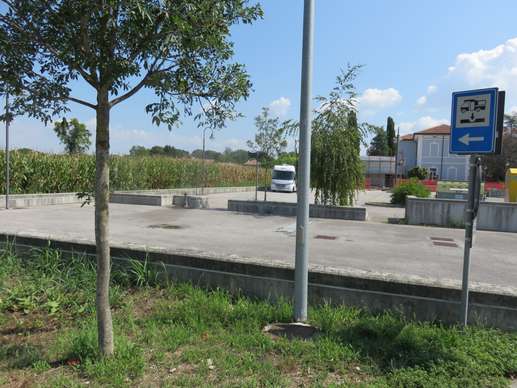 Added a photo to a location