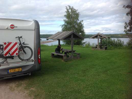Een foto toegevoegd aan een locatie