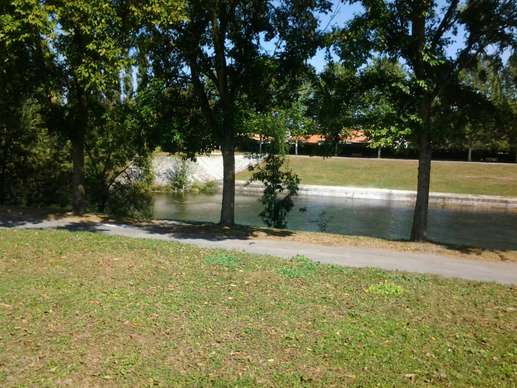 Added a photo to a location