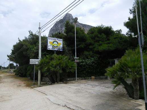 Added a photo to a location