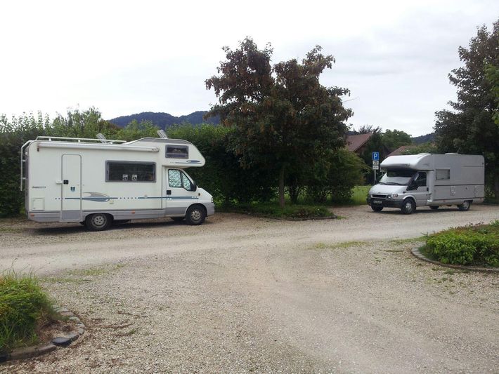 Stellplatz am Sportplatz
