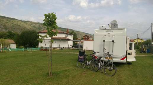 Einem Ort wurde ein Foto hinzugefügt