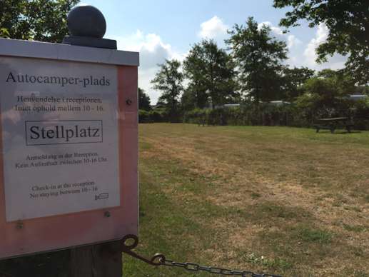 Einem Ort wurde ein Foto hinzugefügt