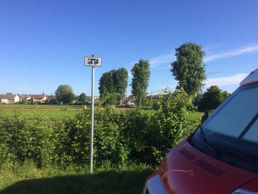 Einem Ort wurde ein Foto hinzugefügt