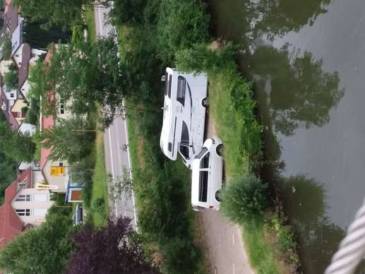 Einem Ort wurde ein Foto hinzugefügt
