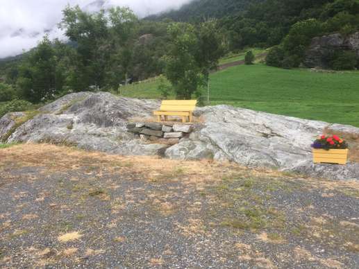 Added a photo to a location