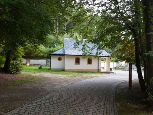 Einem Ort wurde ein Foto hinzugefügt