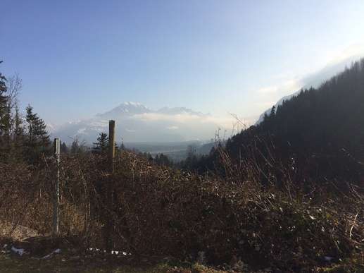 Einem Ort wurde ein Foto hinzugefügt