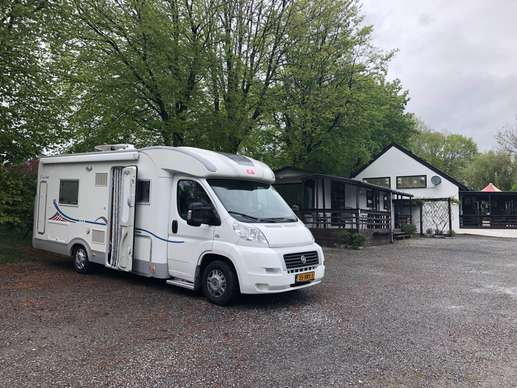 Een foto toegevoegd aan een locatie