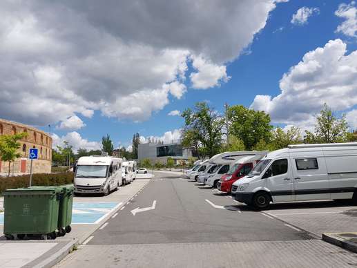 Einem Ort wurde ein Foto hinzugefügt