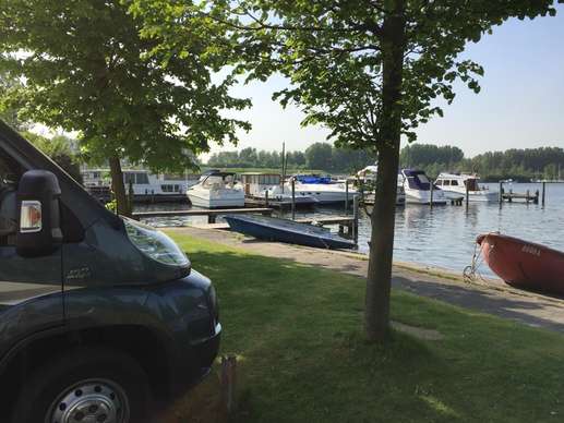 Een foto toegevoegd aan een locatie