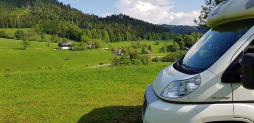 Einem Ort wurde ein Foto hinzugefügt