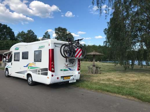 Een foto toegevoegd aan een locatie