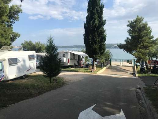 Een foto toegevoegd aan een locatie