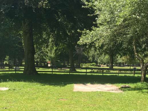 Added a photo to a location