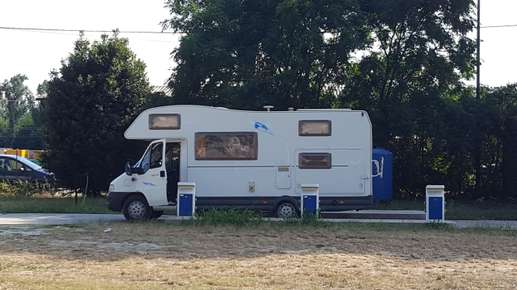 Einem Ort wurde ein Foto hinzugefügt