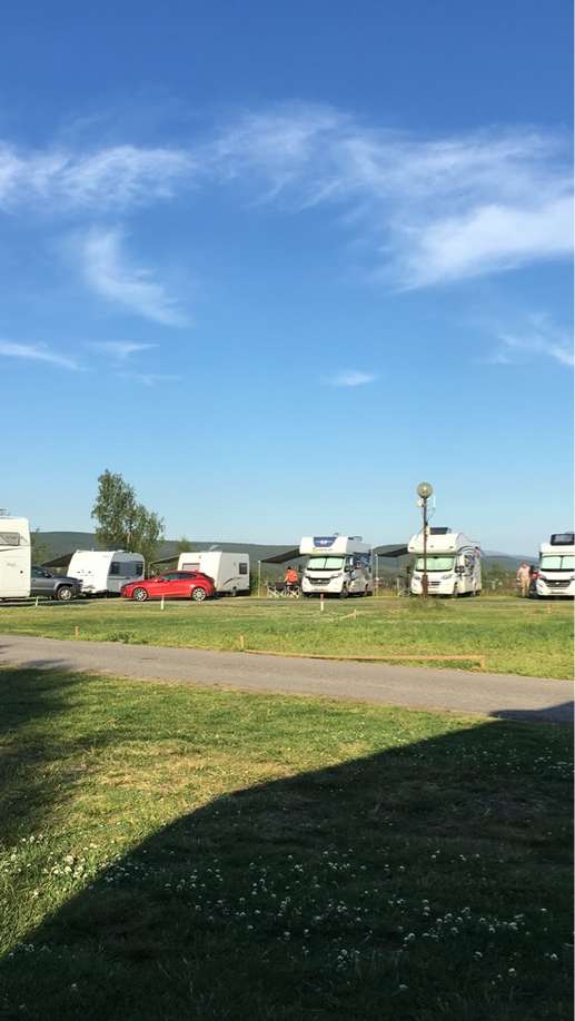 Einem Ort wurde ein Foto hinzugefügt