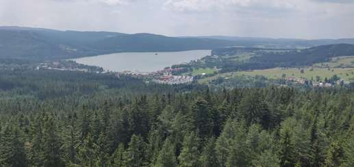 Einem Ort wurde ein Foto hinzugefügt