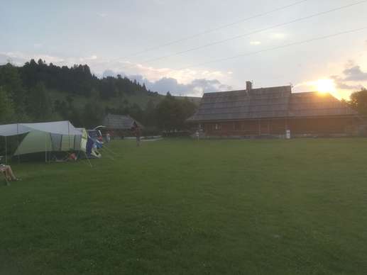 Einem Ort wurde ein Foto hinzugefügt