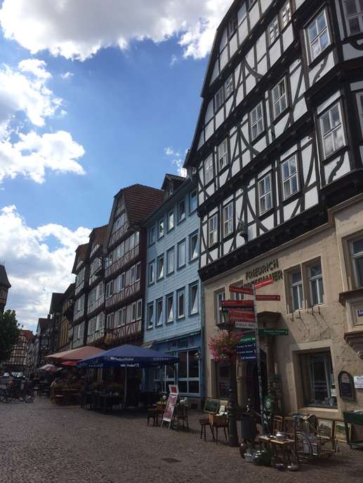 Einem Ort wurde ein Foto hinzugefügt
