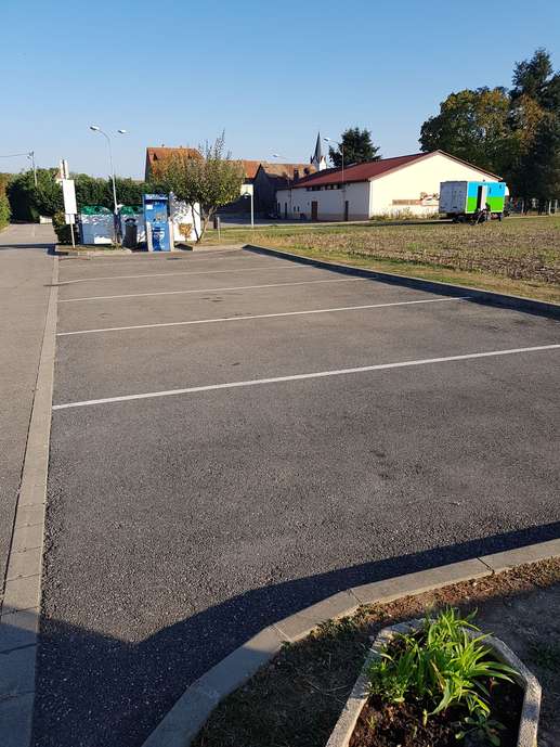 Einem Ort wurde ein Foto hinzugefügt