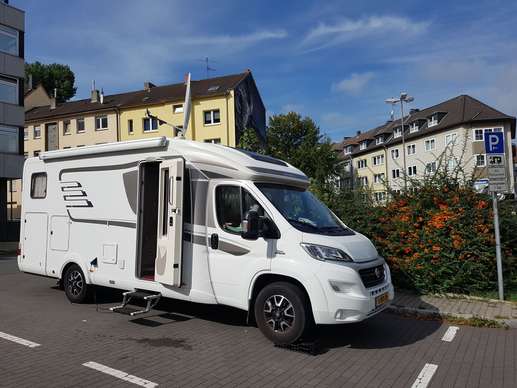 Einem Ort wurde ein Foto hinzugefügt
