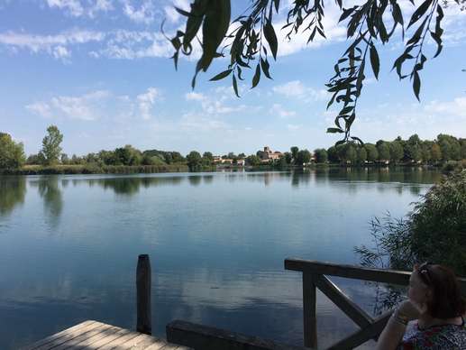 Added a photo to a location