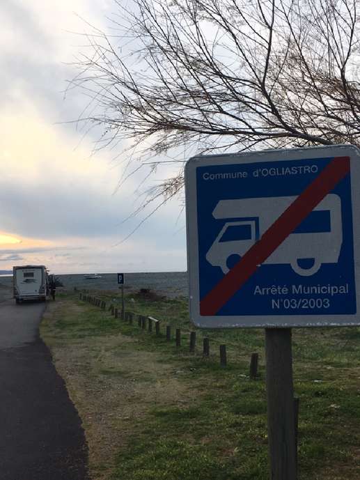 Een foto toegevoegd aan een locatie