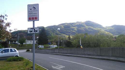 Added a photo to a location