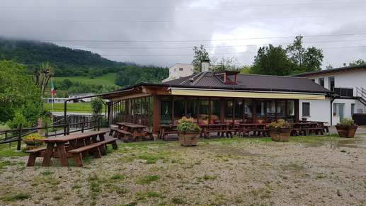 Een foto toegevoegd aan een locatie
