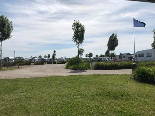 Een foto toegevoegd aan een locatie