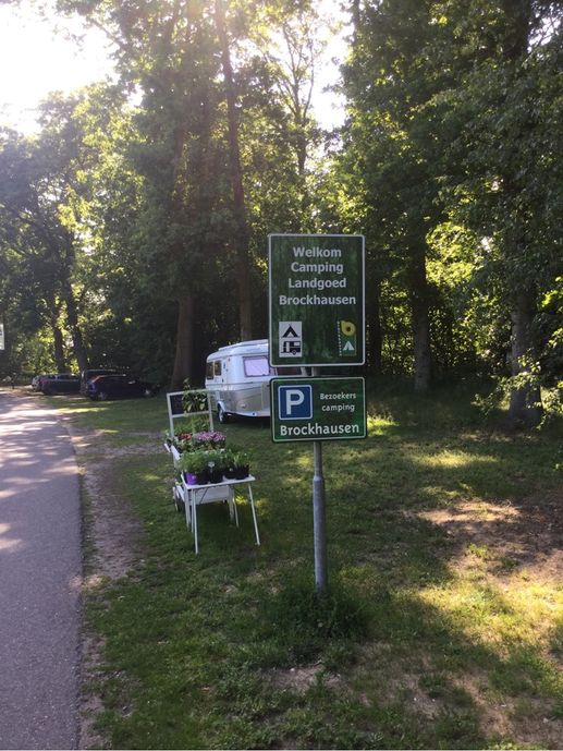 Einem Ort wurde ein Foto hinzugefügt