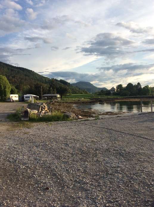 Einem Ort wurde ein Foto hinzugefügt