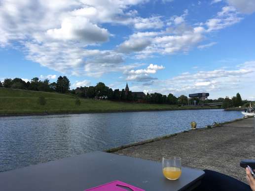 Een foto toegevoegd aan een locatie