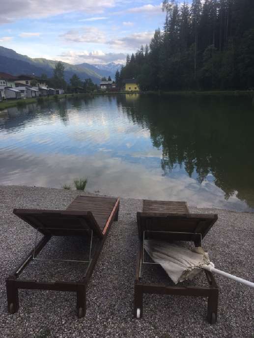 Einem Ort wurde ein Foto hinzugefügt