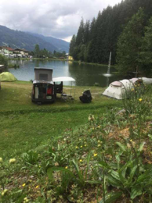 Einem Ort wurde ein Foto hinzugefügt