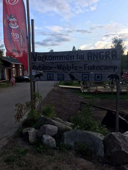 Einem Ort wurde ein Foto hinzugefügt