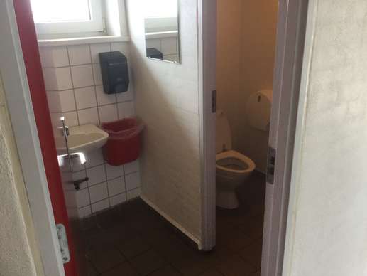Einem Ort wurde ein Foto hinzugefügt