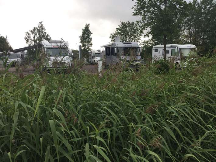 Ställplats Göta kanal - Kapten Bille's Café och Vandrarhem