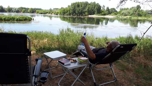Einem Ort wurde ein Foto hinzugefügt