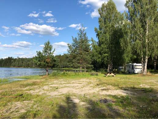 Added a photo to a location