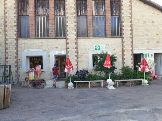 Added a photo to a location