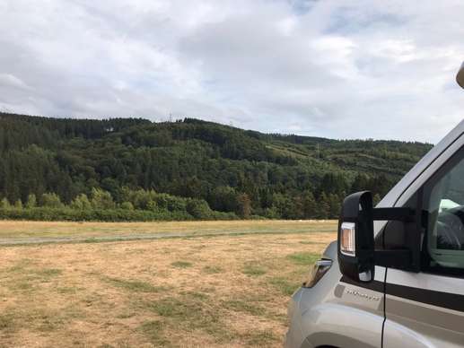 Einem Ort wurde ein Foto hinzugefügt