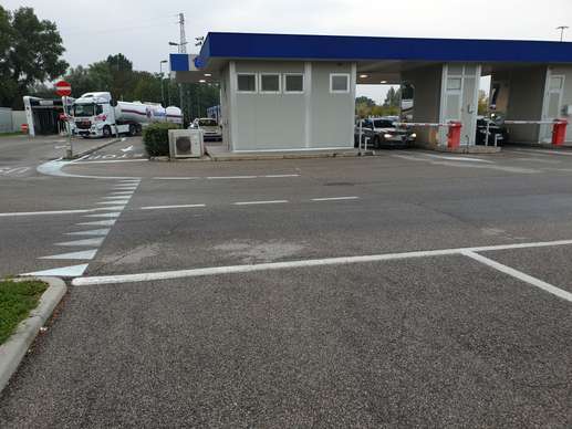 Added a photo to a location