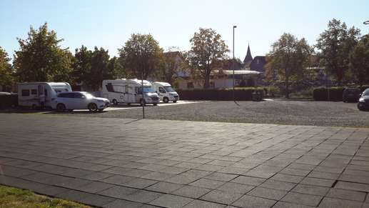 Einem Ort wurde ein Foto hinzugefügt