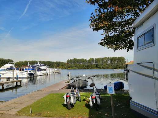 Een foto toegevoegd aan een locatie