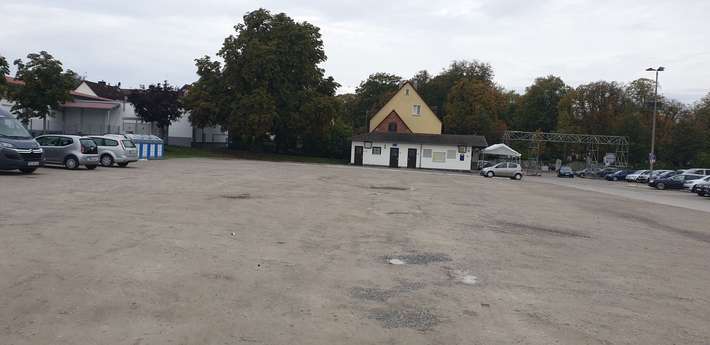Volksfestparkplatz