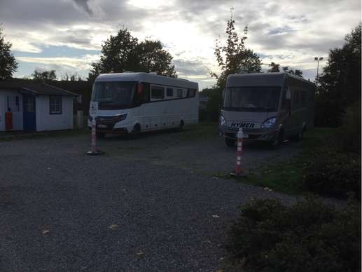 Einem Ort wurde ein Foto hinzugefügt