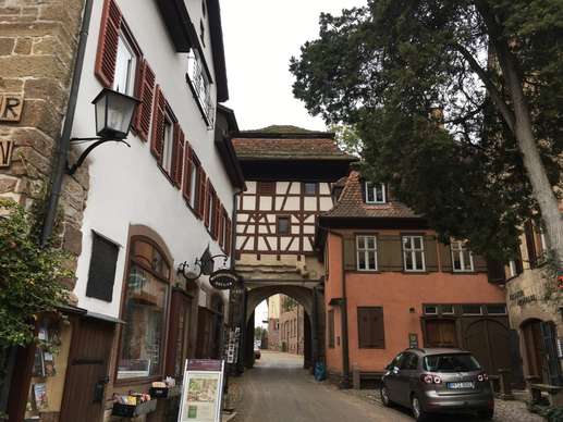 Einem Ort wurde ein Foto hinzugefügt