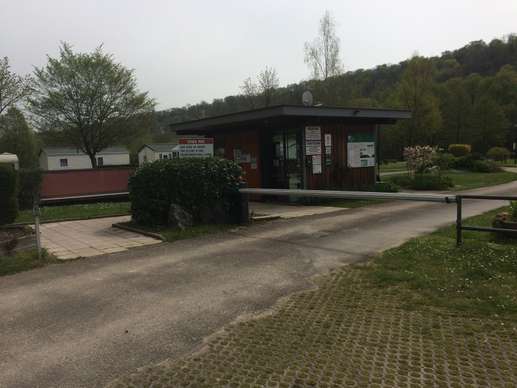 Einem Ort wurde ein Foto hinzugefügt